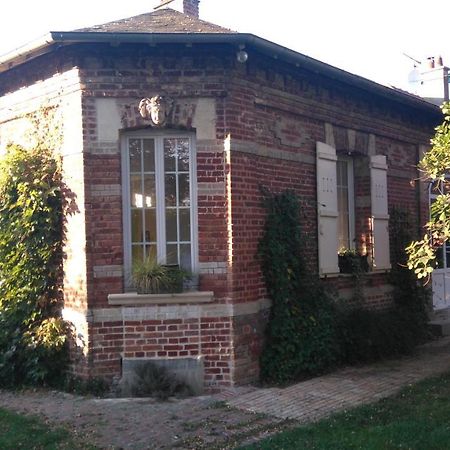 Le Jardin Des Ecureuils Hotel Demuin Buitenkant foto
