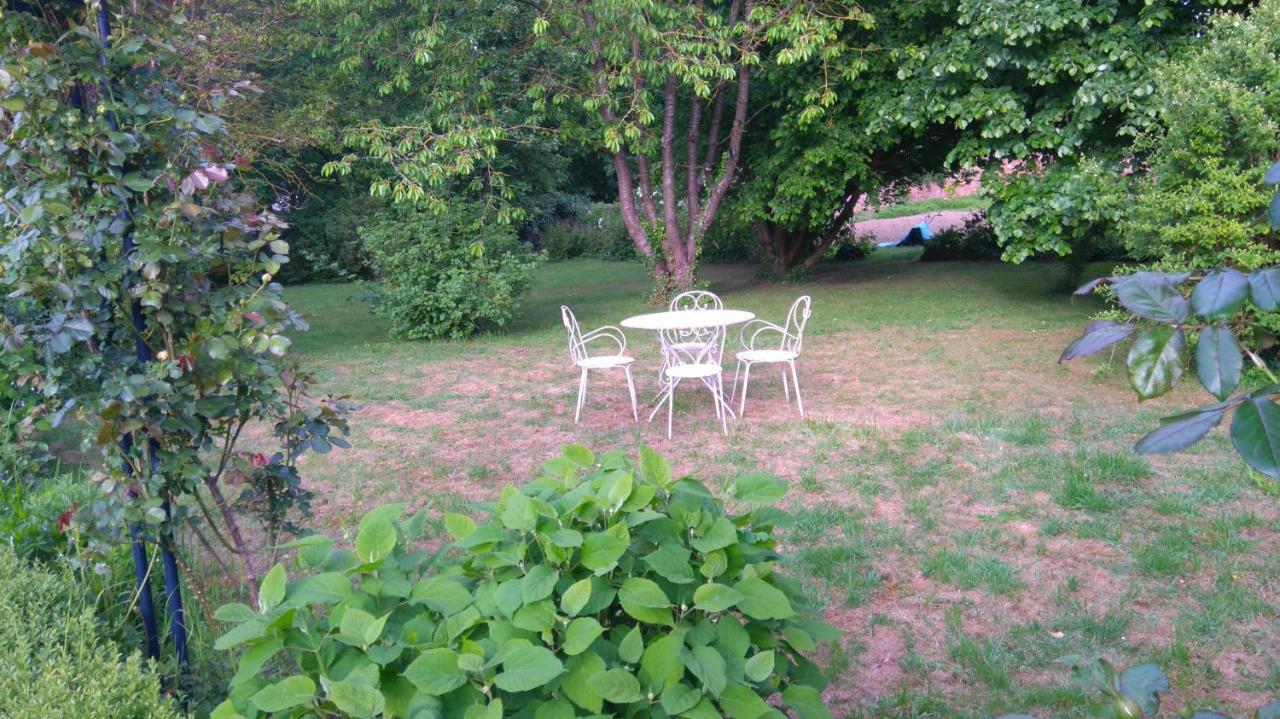 Le Jardin Des Ecureuils Hotel Demuin Buitenkant foto