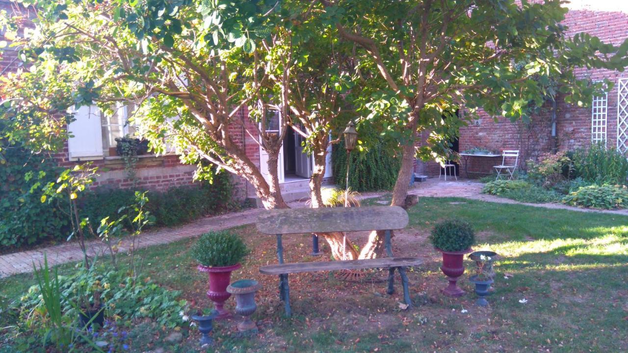 Le Jardin Des Ecureuils Hotel Demuin Buitenkant foto